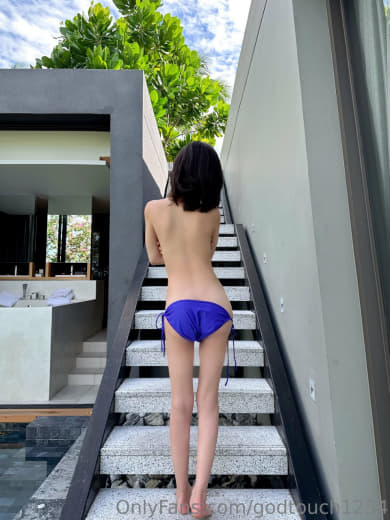 【2023-05-07】stript girl sunwall